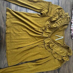 Anthropologie Top, Ruffle V Neck, Puff Sleeve, Size small